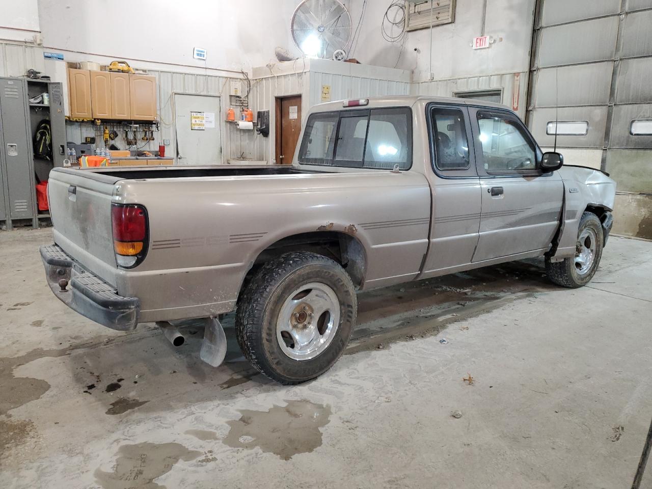 Image 3 of 1995 MAZDA B2300 CAB PLUS 1995 with VIN 4F4CR16A2STM28282