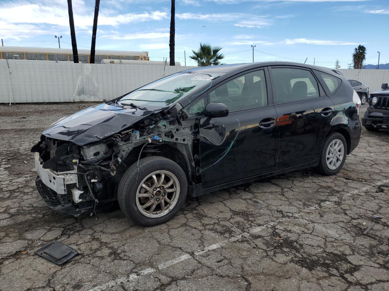 Image 1 of 2012 TOYOTA PRIUS V  2012 with VIN JTDZN3EU5C3136973