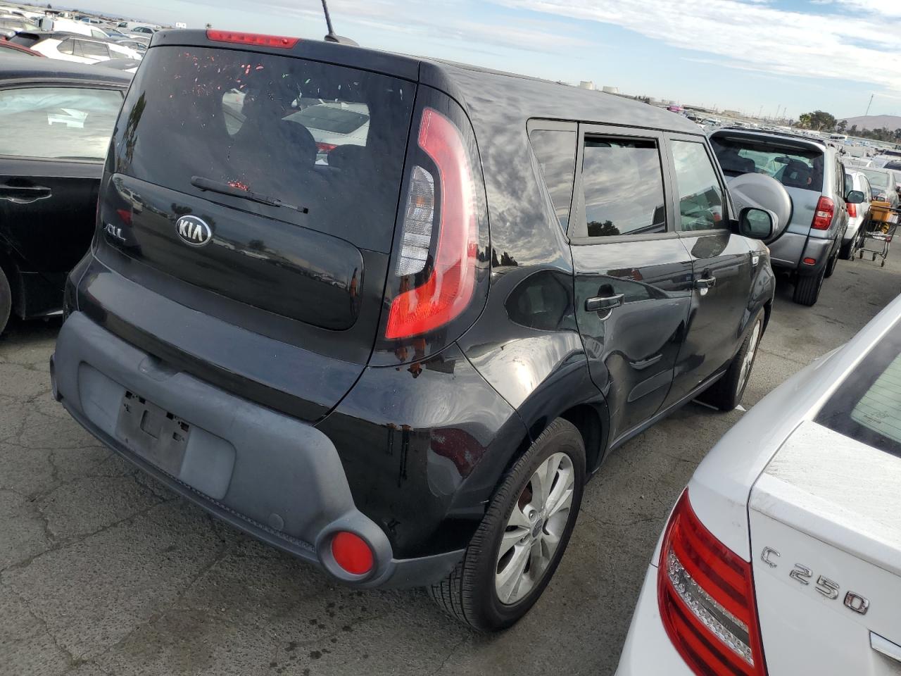 Image 3 of 2015 KIA SOUL + 2015 with VIN KNDJP3A52F7171523