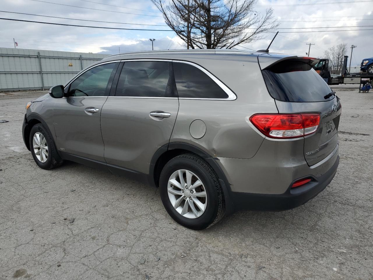 Obraz 2 z 2016 KIA SORENTO LX 2016 z VIN 5XYPGDA31GG109789