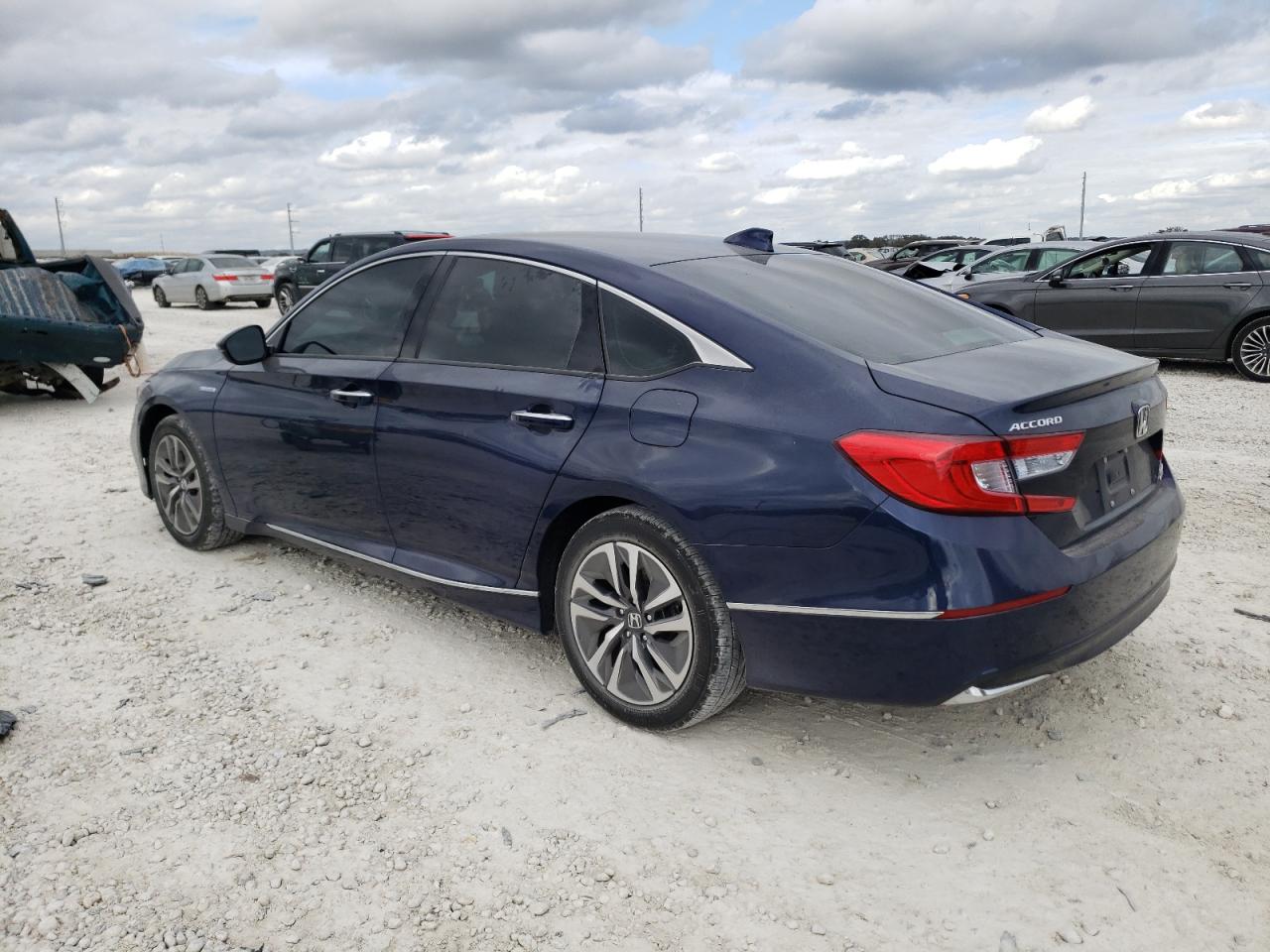 Image 2 of 2019 HONDA ACCORD TOURING HYBRID 2019 with VIN 1HGCV3F98KA013082
