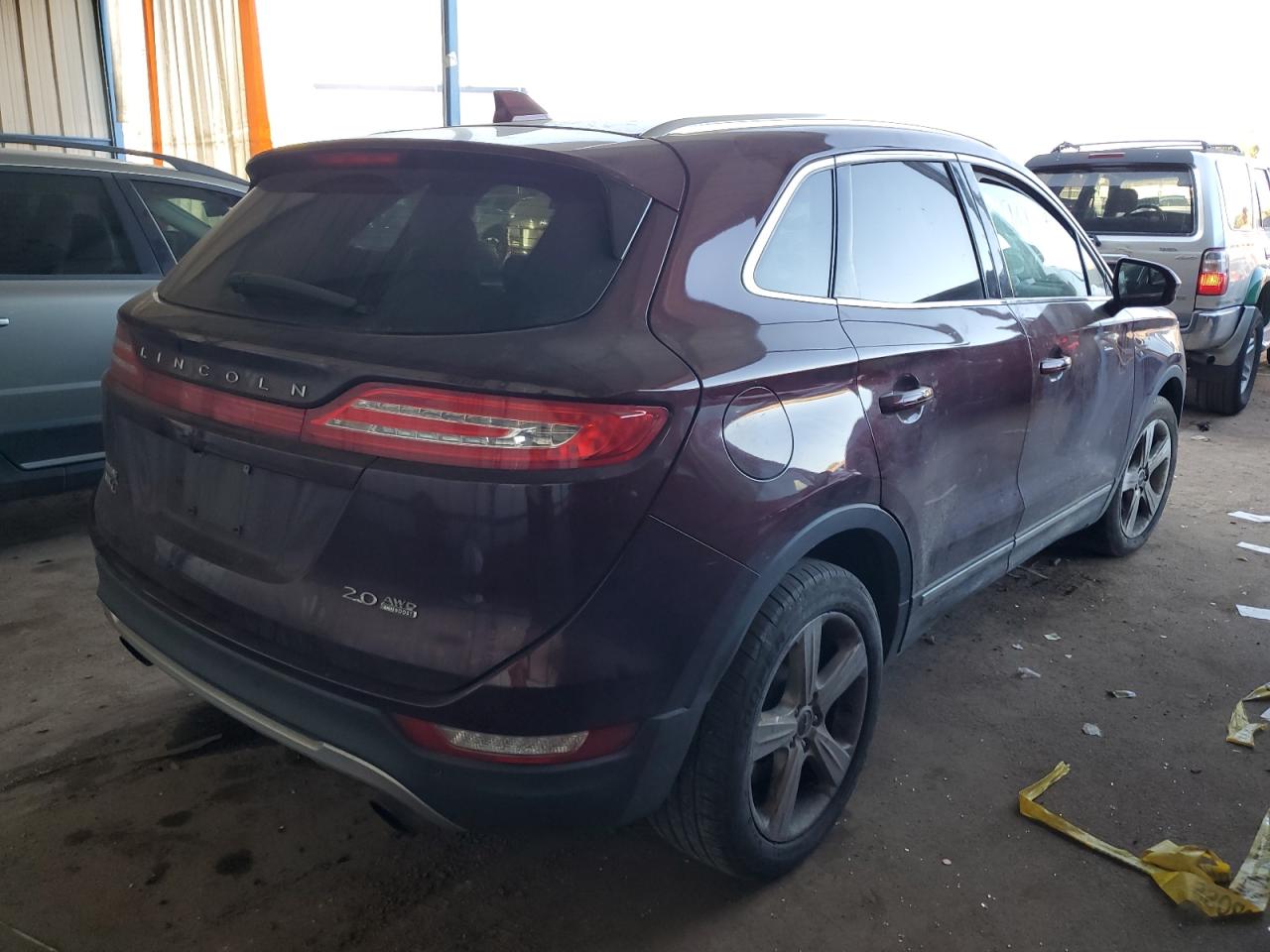 Obraz 3 z 2016 LINCOLN MKC PREMIERE 2016 z VIN 5LMCJ1D9XGUJ21994