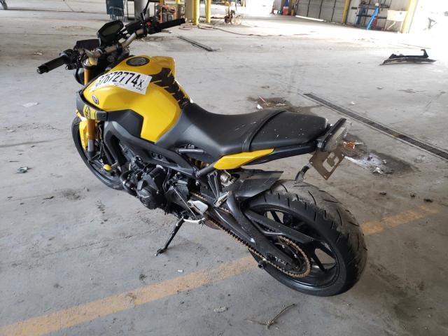 Obraz 3 z 2015 YAMAHA FZ09  2015 z VIN JYARN33E5FA005923