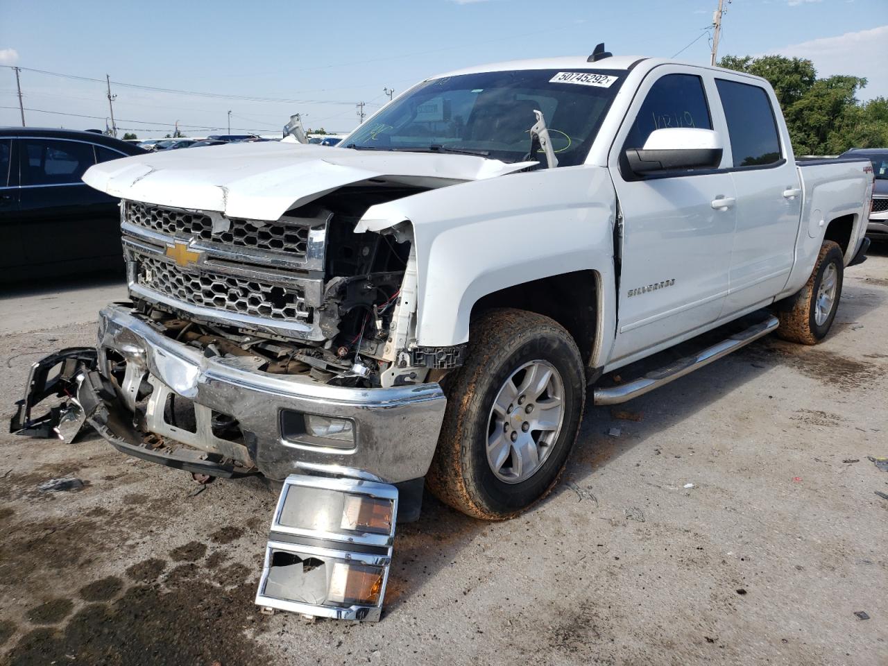 Image 2 of 2015 CHEVROLET SILVERADO K1500 LT 2015 with VIN 3GCUKREC6FG195738