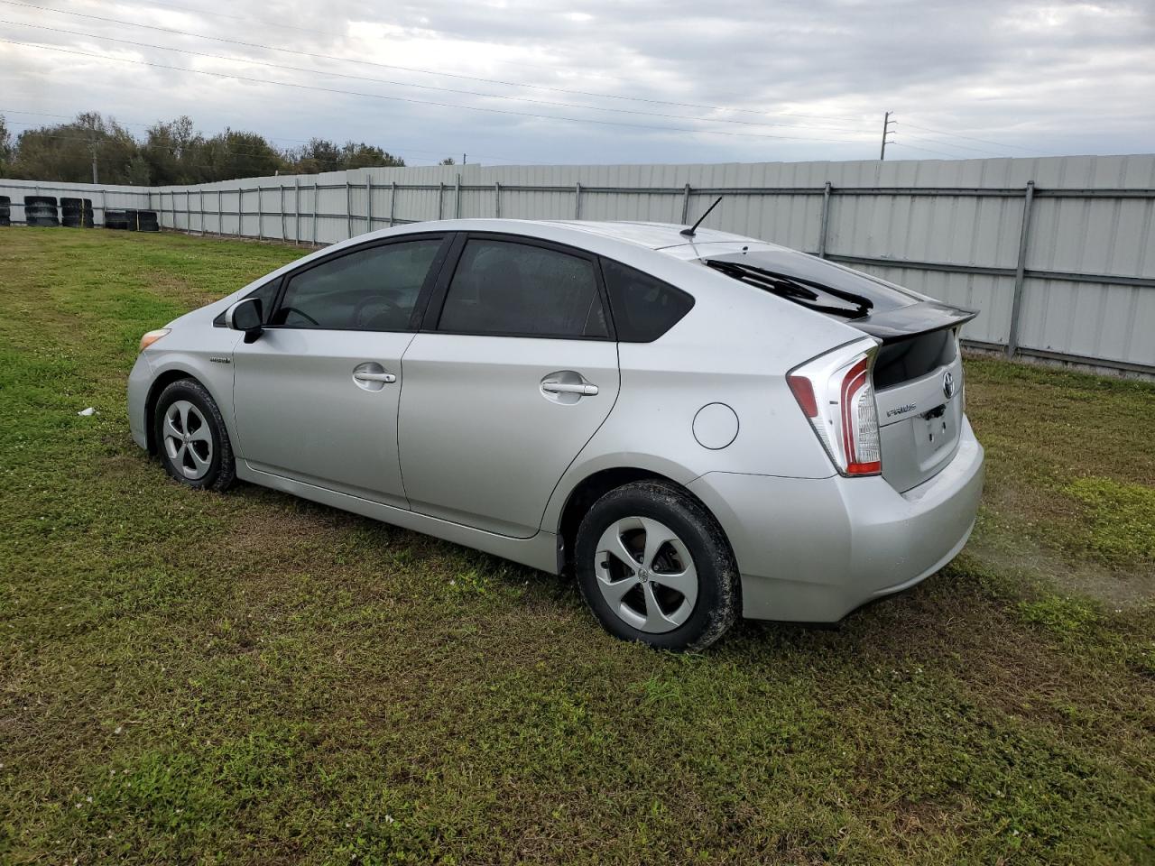 Image 2 of 2013 TOYOTA PRIUS  2013 with VIN JTDKN3DU3D5545949