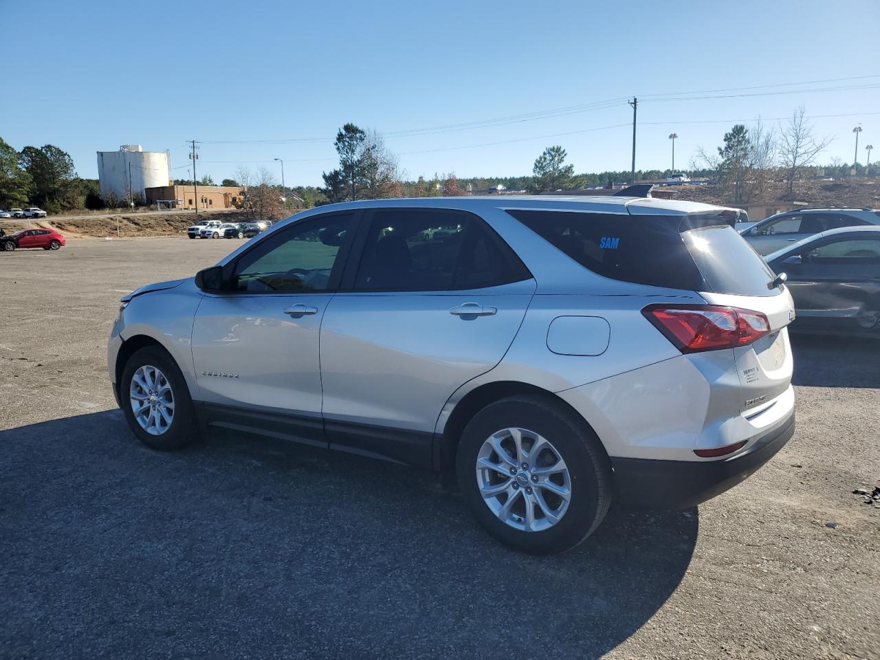 Изображение 2 2020 CHEVROLET EQUINOX LS 2020 с VIN 3GNAXHEVXLS601827