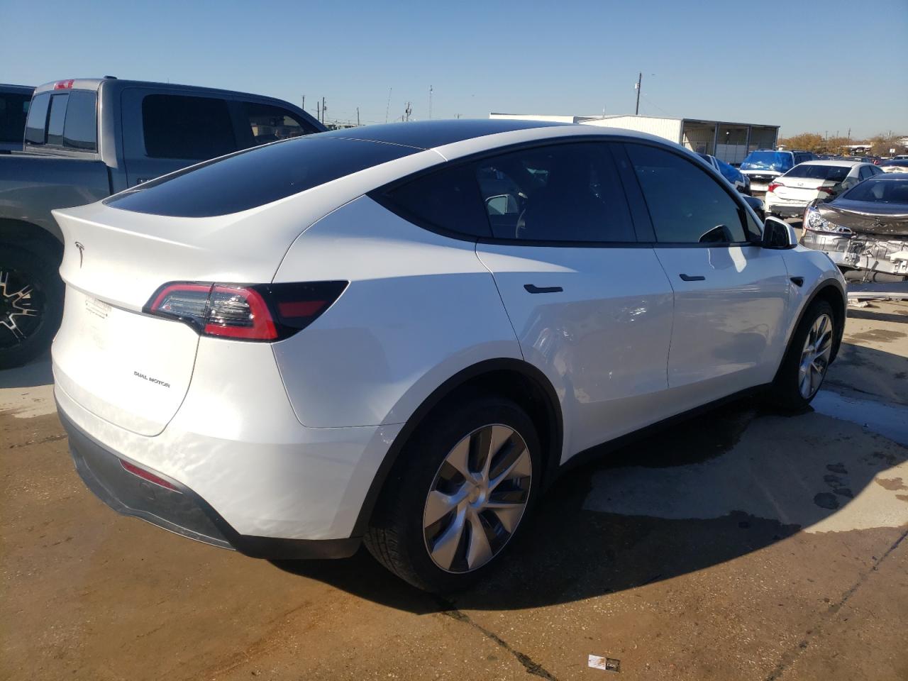 Image 3 of 2023 TESLA MODEL Y  2023 with VIN 7SAYGDEE0PA064366