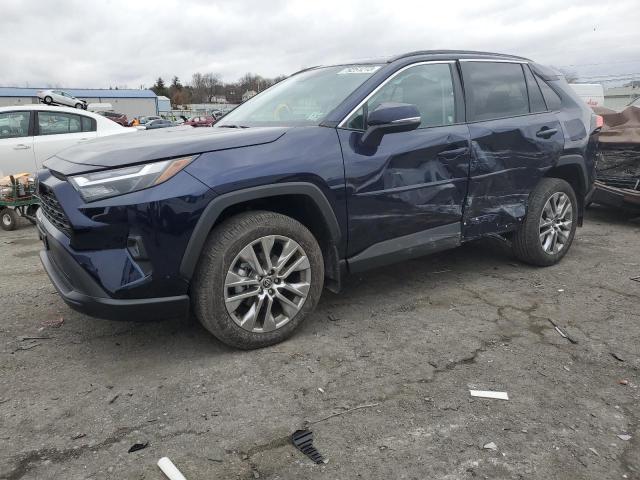Изображение 1 2023 TOYOTA RAV4 XLE PREMIUM 2023 с VIN 2T3A1RFV0PW379984