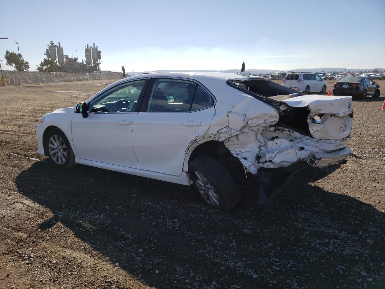 Изображение 2 2019 TOYOTA CAMRY L 2019 с VIN 4T1B11HK8KU703323