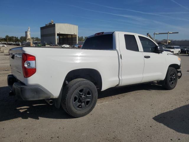 Image 3 of 2015 TOYOTA TUNDRA DOUBLE CAB SR/SR5 2015 with VIN 5TFUW5F17FX445980