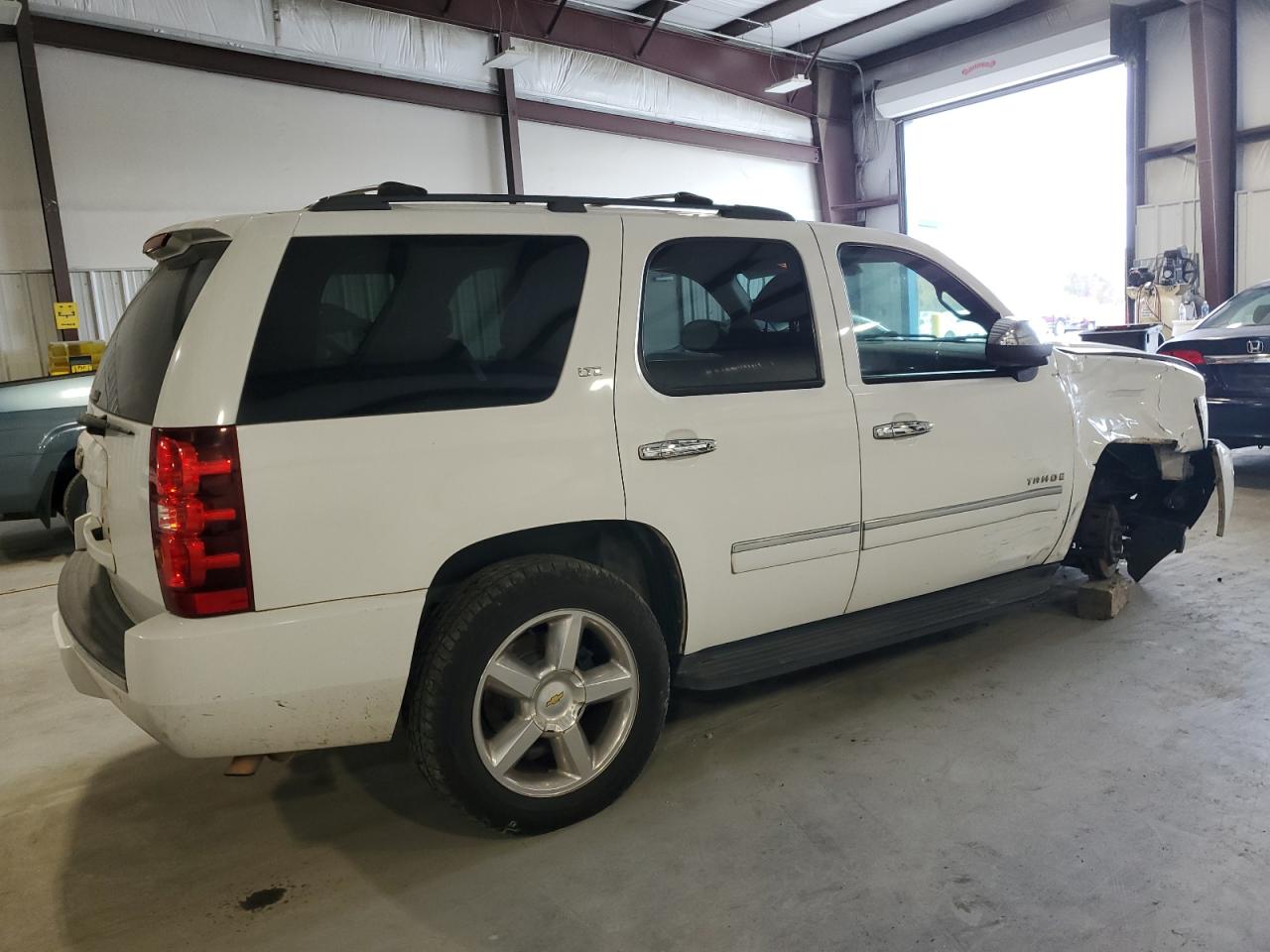Obraz 3 z 2009 CHEVROLET TAHOE C1500 LTZ 2009 z VIN 1GNFC33J29R294038