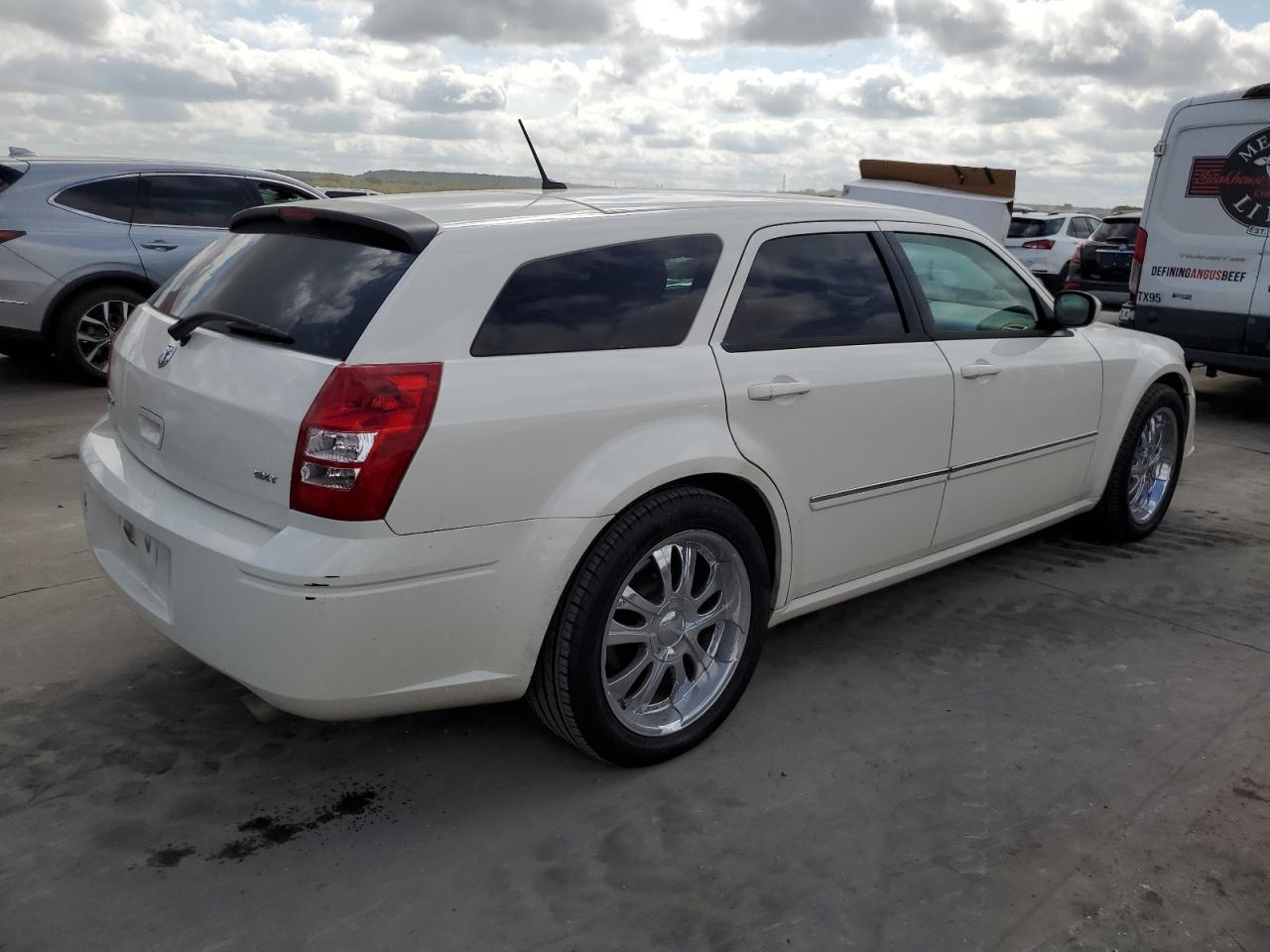 Obraz 3 z 2008 DODGE MAGNUM SXT 2008 z VIN 2D4FV37V78H202455
