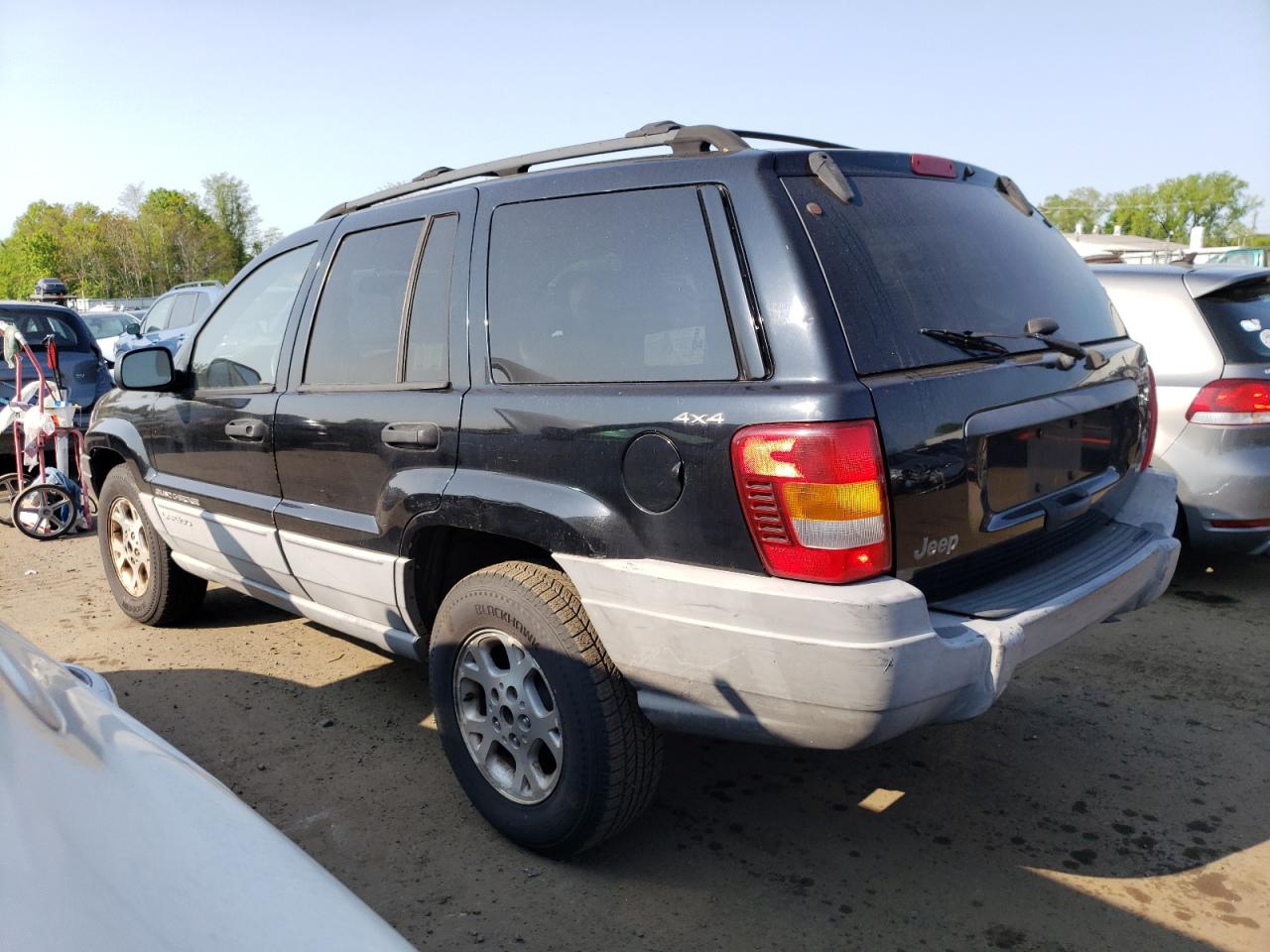 Изображение 2 2000 JEEP GRAND CHEROKEE LAREDO 2000 с VIN 1J4GW48N6YC324112