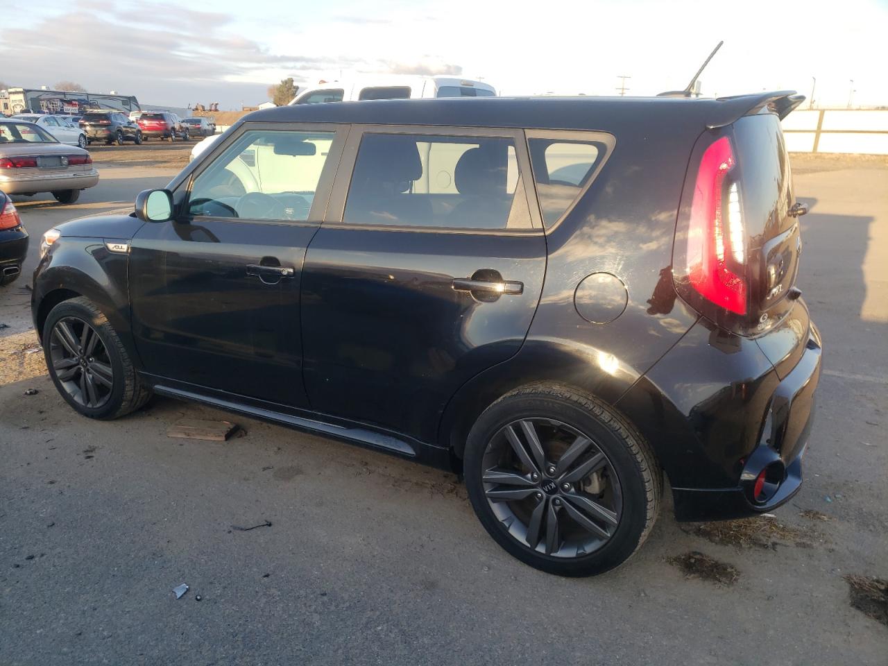 Изображение 2 2016 KIA SOUL + 2016 с VIN KNDJP3A5XG7365265