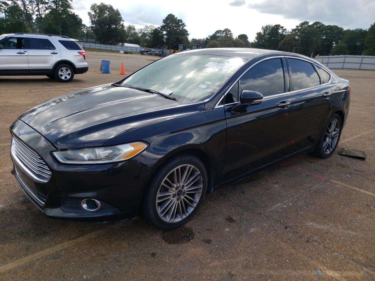 Image 1 of Ford Fusion Titanium 2014 with VIN 3FA6P0K97ER102801