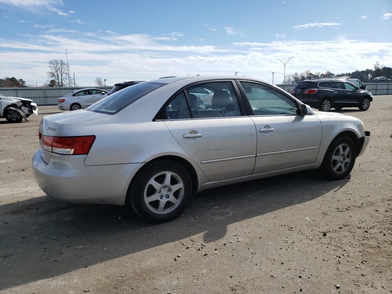 Image 3 of 2006 HYUNDAI SONATA GLS 2006 with VIN KMHEU46C56A146170