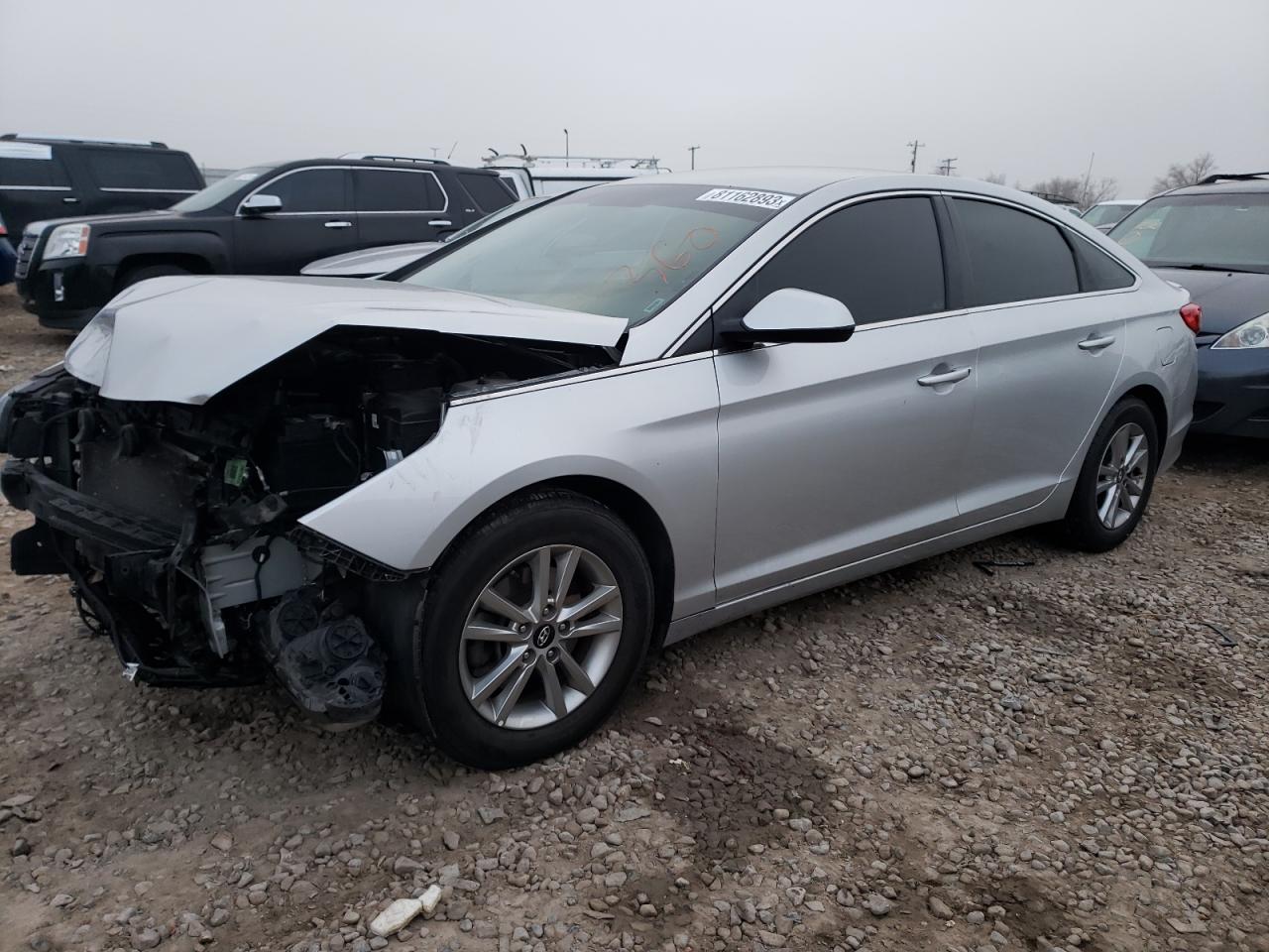 Obraz 1 z 2017 HYUNDAI SONATA SE 2017 z VIN 5NPE24AF5HH440644