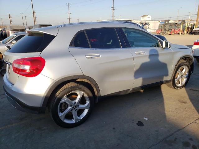 Image 3 of 2019 MERCEDES-BENZ GLA 250 4MATIC 2019 with VIN WDCTG4GB6KU009251