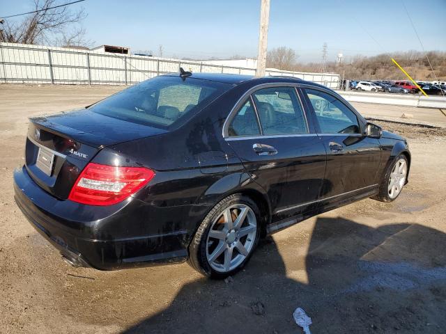 Obraz 3 z 2014 MERCEDES-BENZ C 300 4MATIC 2014 z VIN WDDGF8AB7EA948902