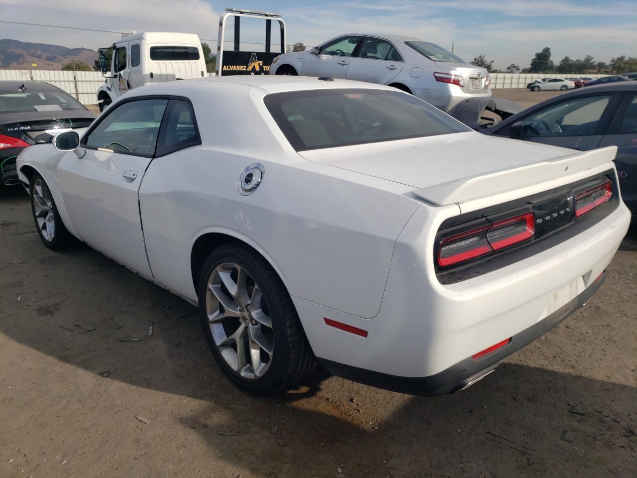Obraz 2 z 2022 DODGE CHALLENGER GT 2022 z VIN 2C3CDZJG0NH214611