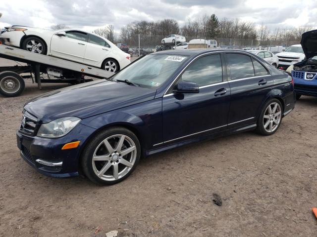 Obraz 1 z 2014 MERCEDES-BENZ C 250 2014 z VIN WDDGF4HB4EG257256