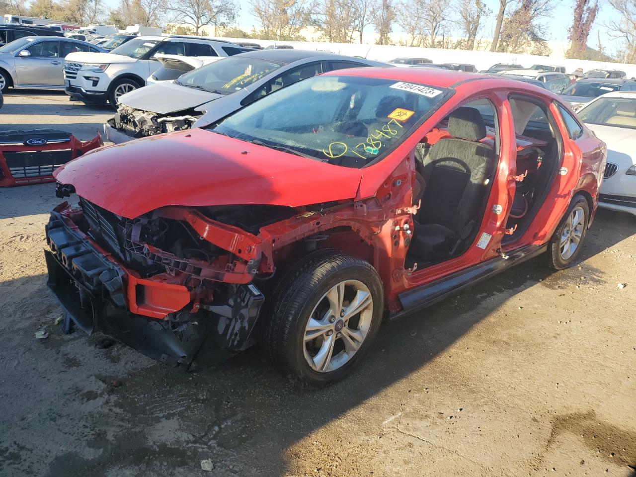 Image 1 of 2014 FORD FOCUS SE 2014 with VIN 1FADP3F27EL200554