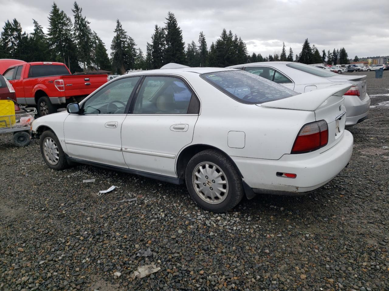 Image 2 of 1996 HONDA ACCORD EX 1996 with VIN 1HGCD566XTA172563