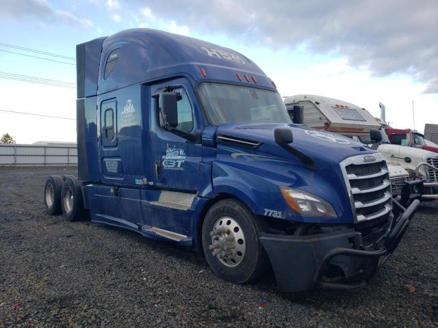 2018 FREIGHTLINER CASCADIA 126  2018 image