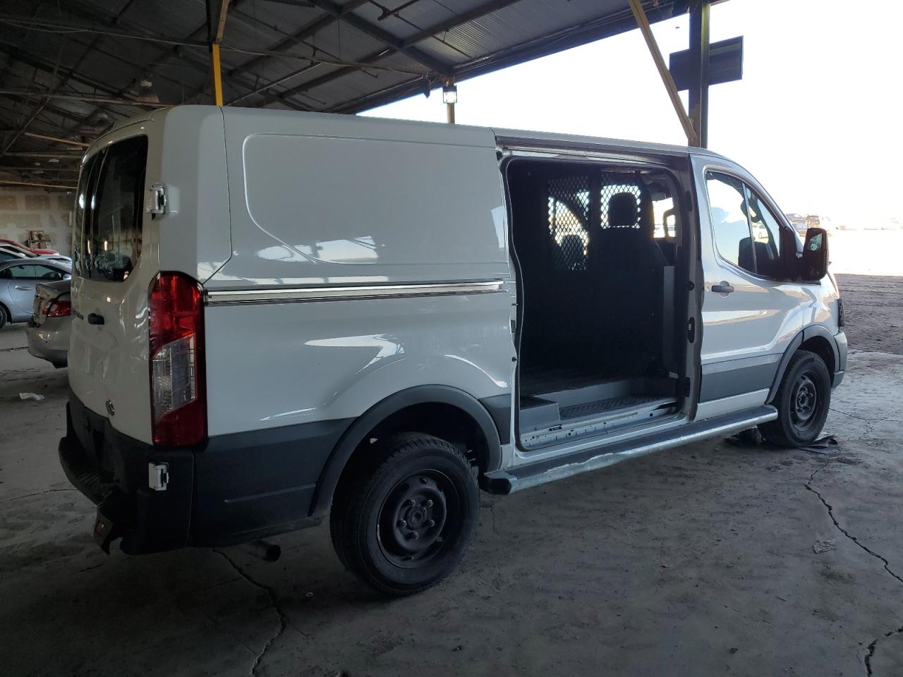 Image 3 of 2021 FORD TRANSIT T-250 2021 with VIN 1FTBR1Y85MKA46643