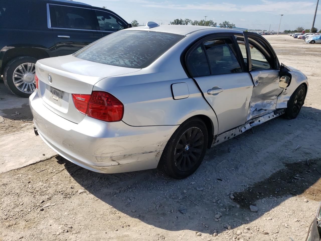 Изображение 3 2009 BMW 328 I 2009 с VIN WBAPH77539NL84001