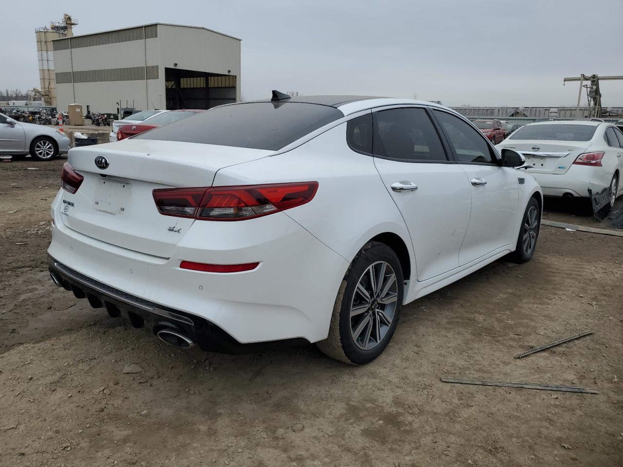 Image 3 of 2020 KIA OPTIMA EX 2020 with VIN 5XXGU4L1XLG426263