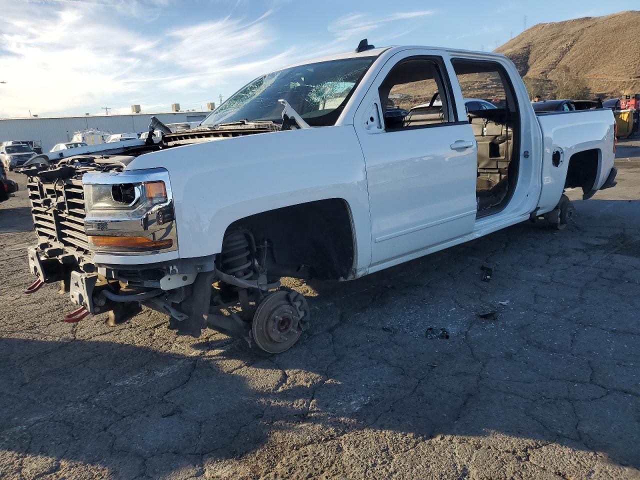 Изображение 1 2017 CHEVROLET SILVERADO C1500 LT 2017 с VIN 3GCPCREC3HG473895