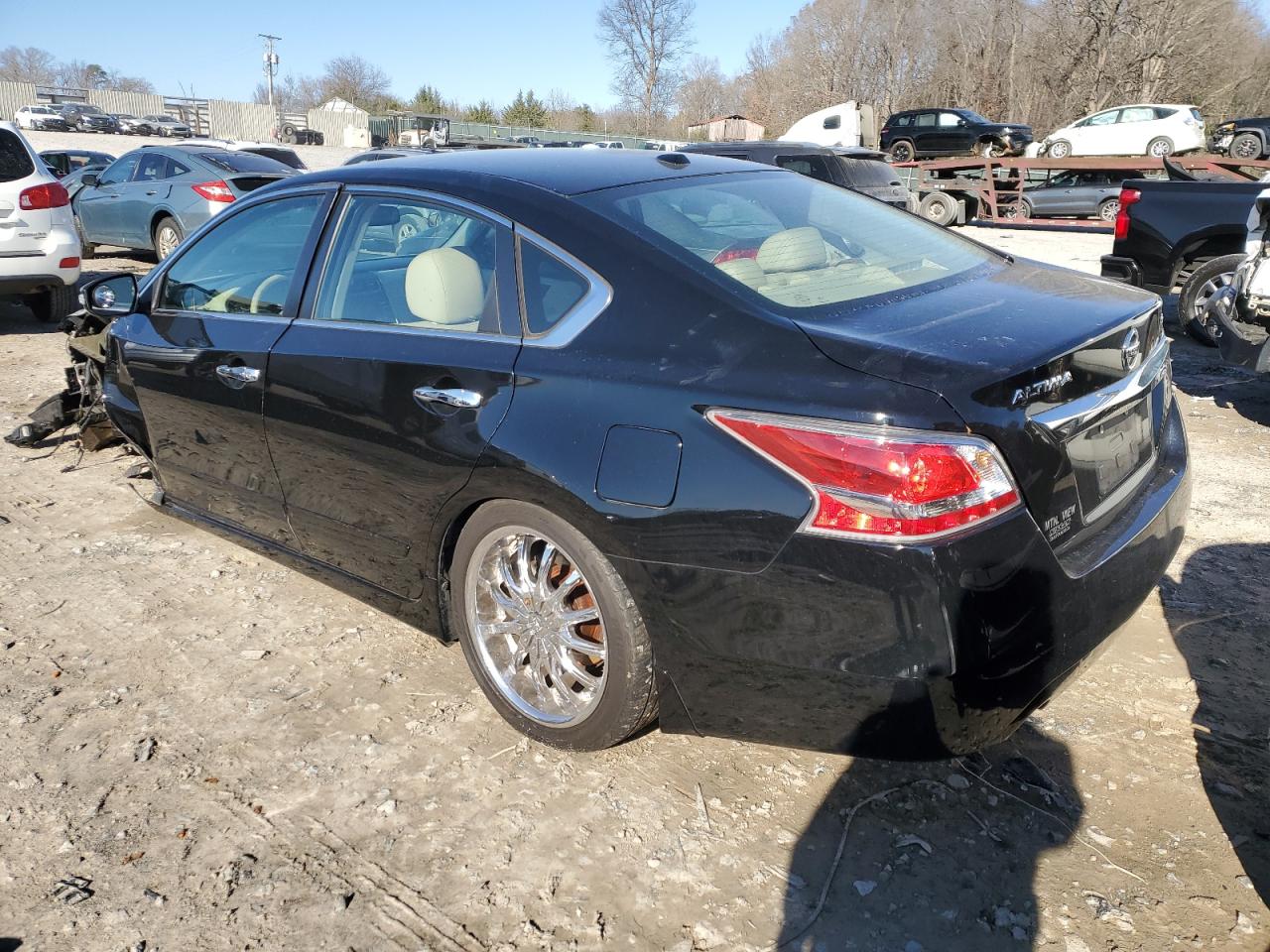 Image 2 of 2015 NISSAN ALTIMA 2.5 2015 with VIN 1N4AL3AP9FC109692