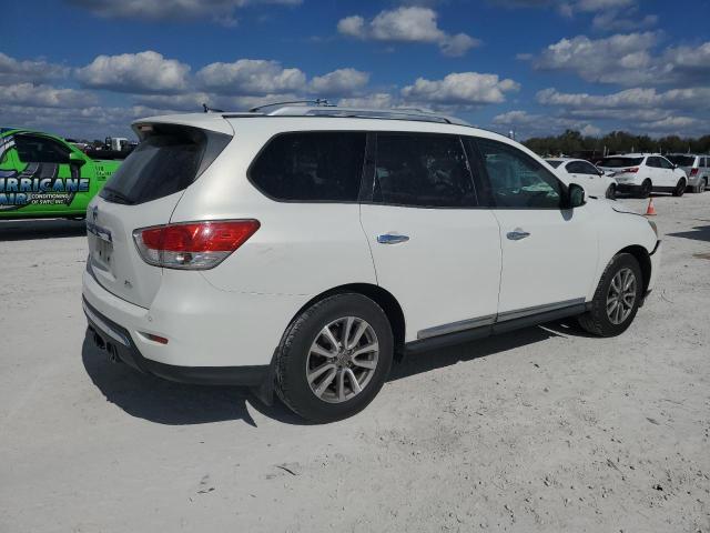 Image 3 of 2014 NISSAN PATHFINDER S 2014 with VIN 5N1AR2MN6EC731304