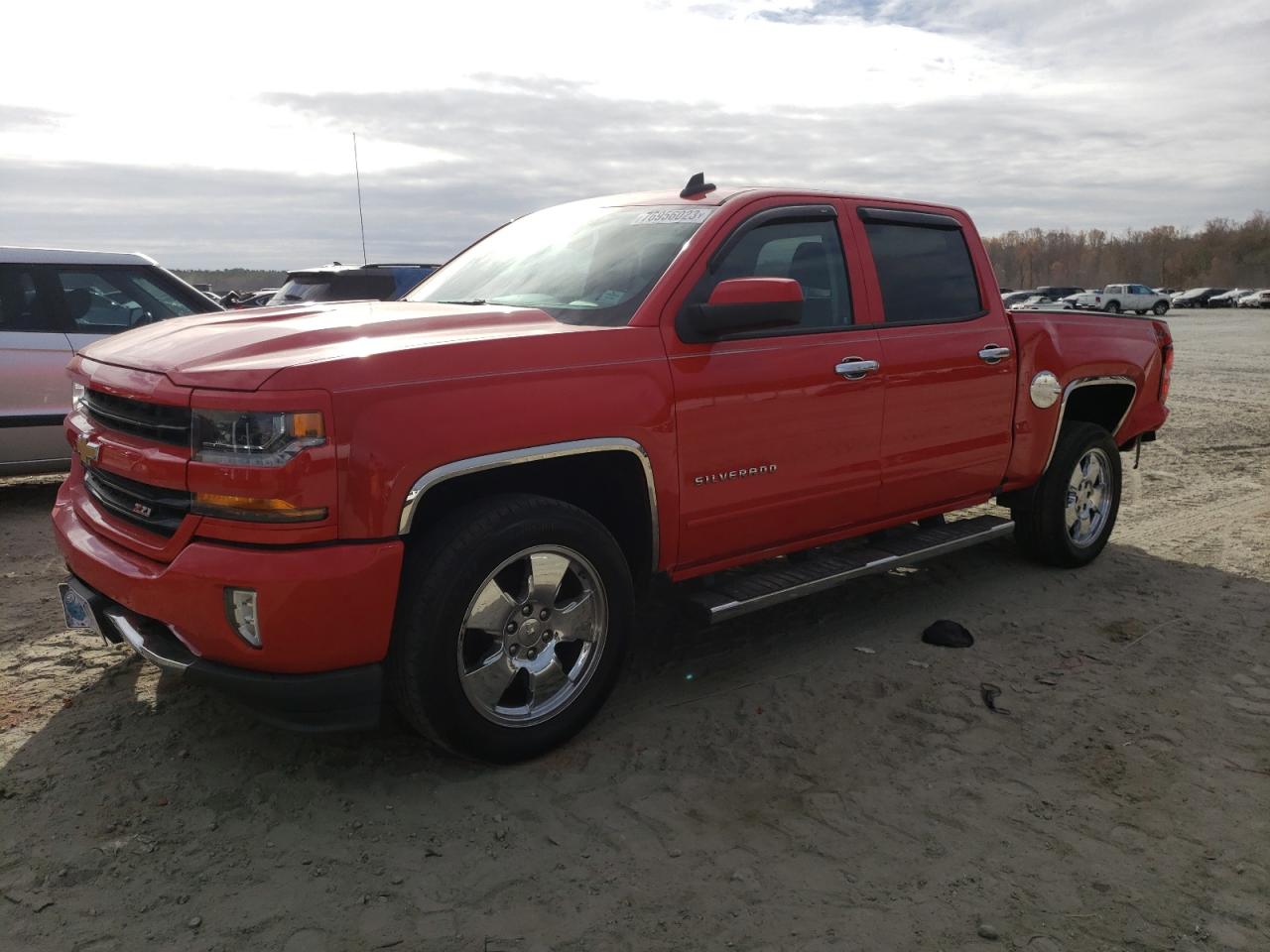 Изображение 1 2017 CHEVROLET SILVERADO K1500 LT 2017 с VIN 3GCUKREC2HG414911