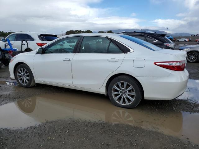 Obraz 2 z 2015 TOYOTA CAMRY LE 2015 z VIN 4T1BF1FK2FU032127