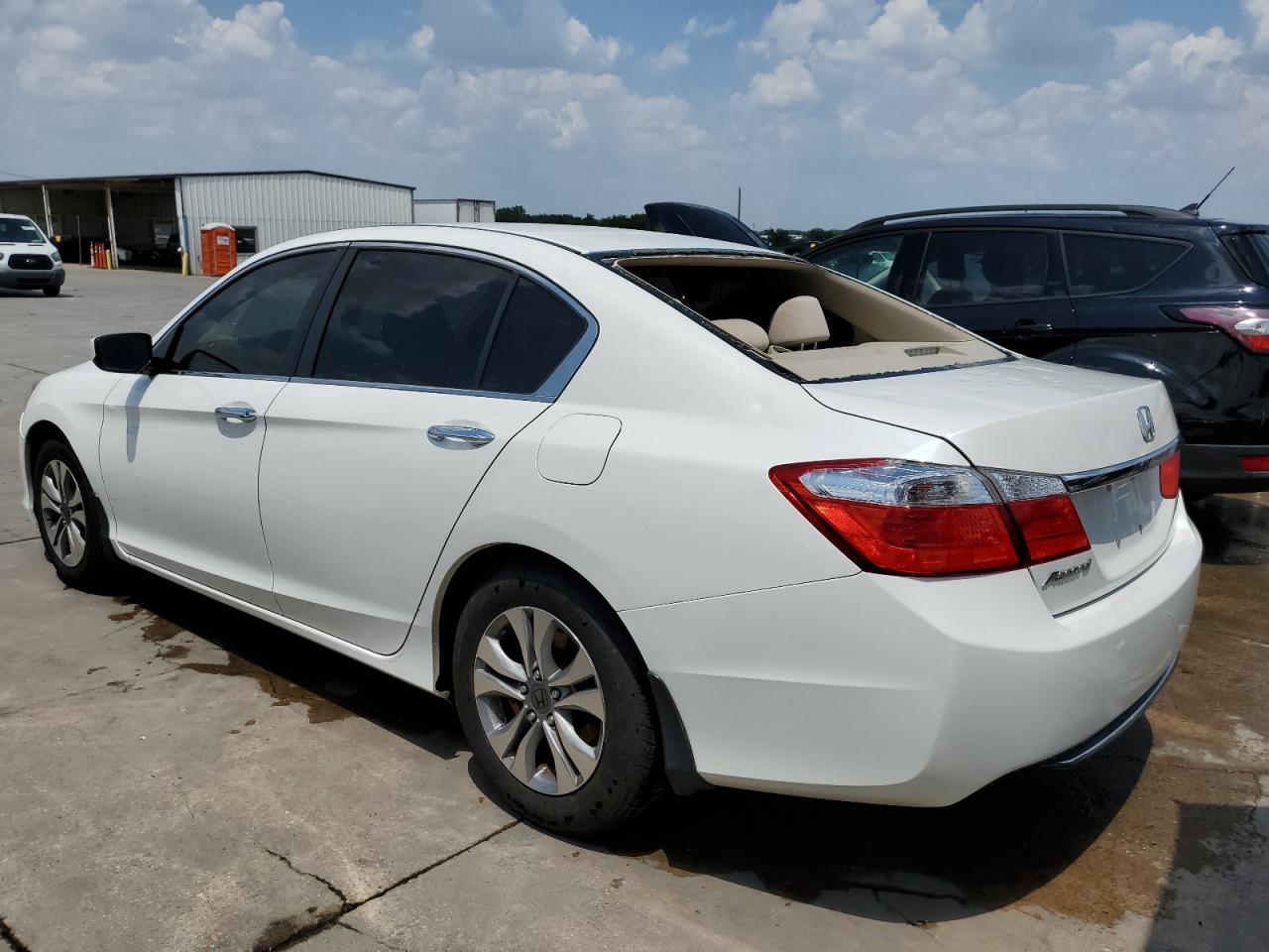 Изображение 2 2013 HONDA ACCORD LX 2013 с VIN 1HGCR2F32DA022860