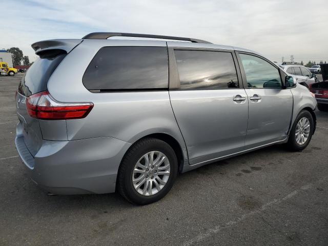 Image 3 of 2015 TOYOTA SIENNA XLE 2015 with VIN 5TDYK3DC1FS658788