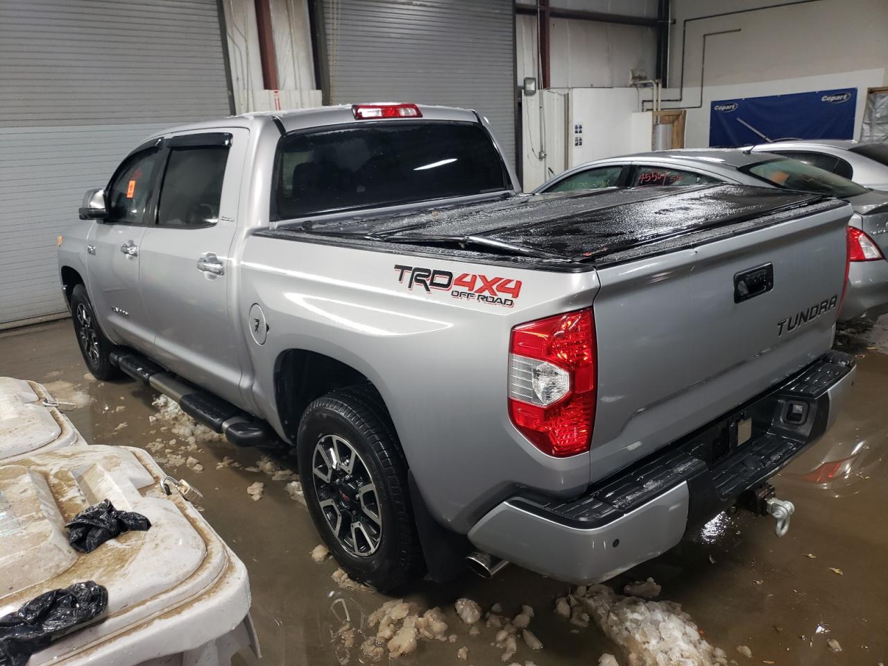 Image 2 of 2016 TOYOTA TUNDRA CREWMAX LIMITED 2016 with VIN 5TFHW5F16GX524382