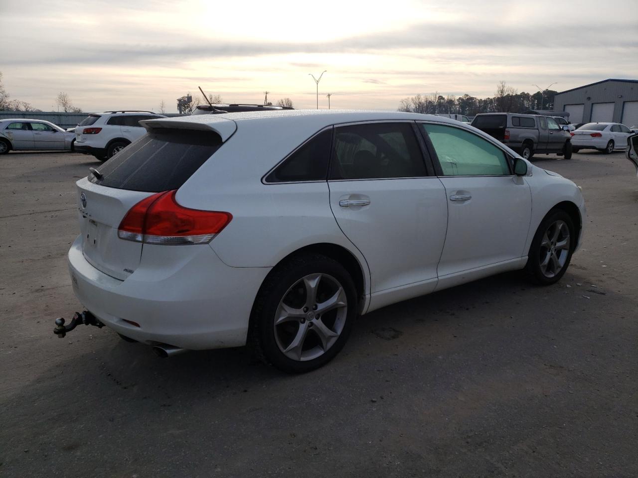 Obraz 3 z 2010 TOYOTA VENZA  2010 z VIN 4T3BK3BB5AU040378