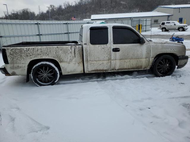 Image 3 of 2003 CHEVROLET SILVERADO C1500 2003 with VIN 2GCEC19V231350725