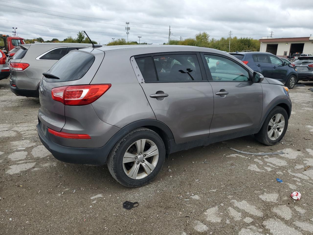 Obraz 3 z 2012 KIA SPORTAGE BASE 2012 z VIN KNDPB3A29C7274464