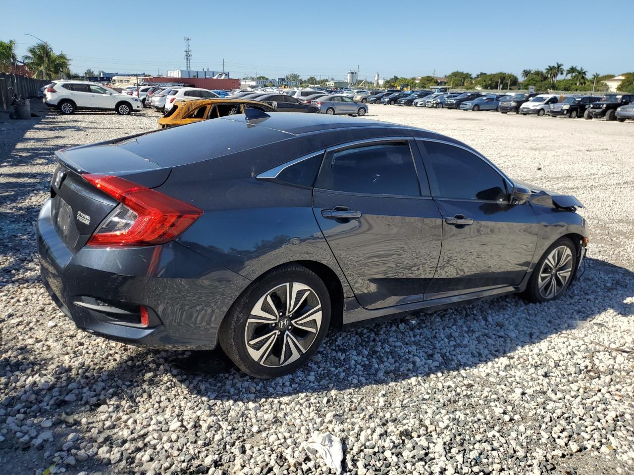 Image 3 of 2016 HONDA CIVIC EX 2016 with VIN 19XFC1F34GE015112
