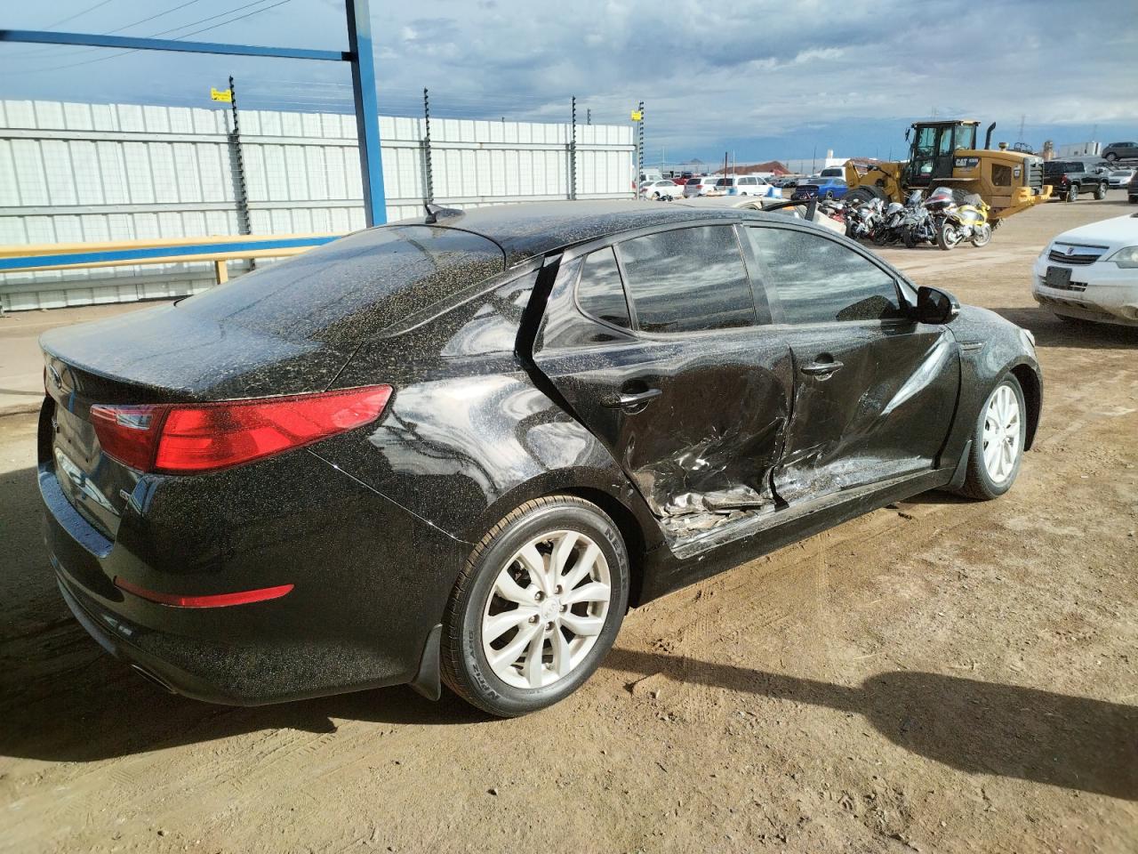 Image 3 of 2015 KIA OPTIMA EX 2015 with VIN 5XXGN4A74FG514833