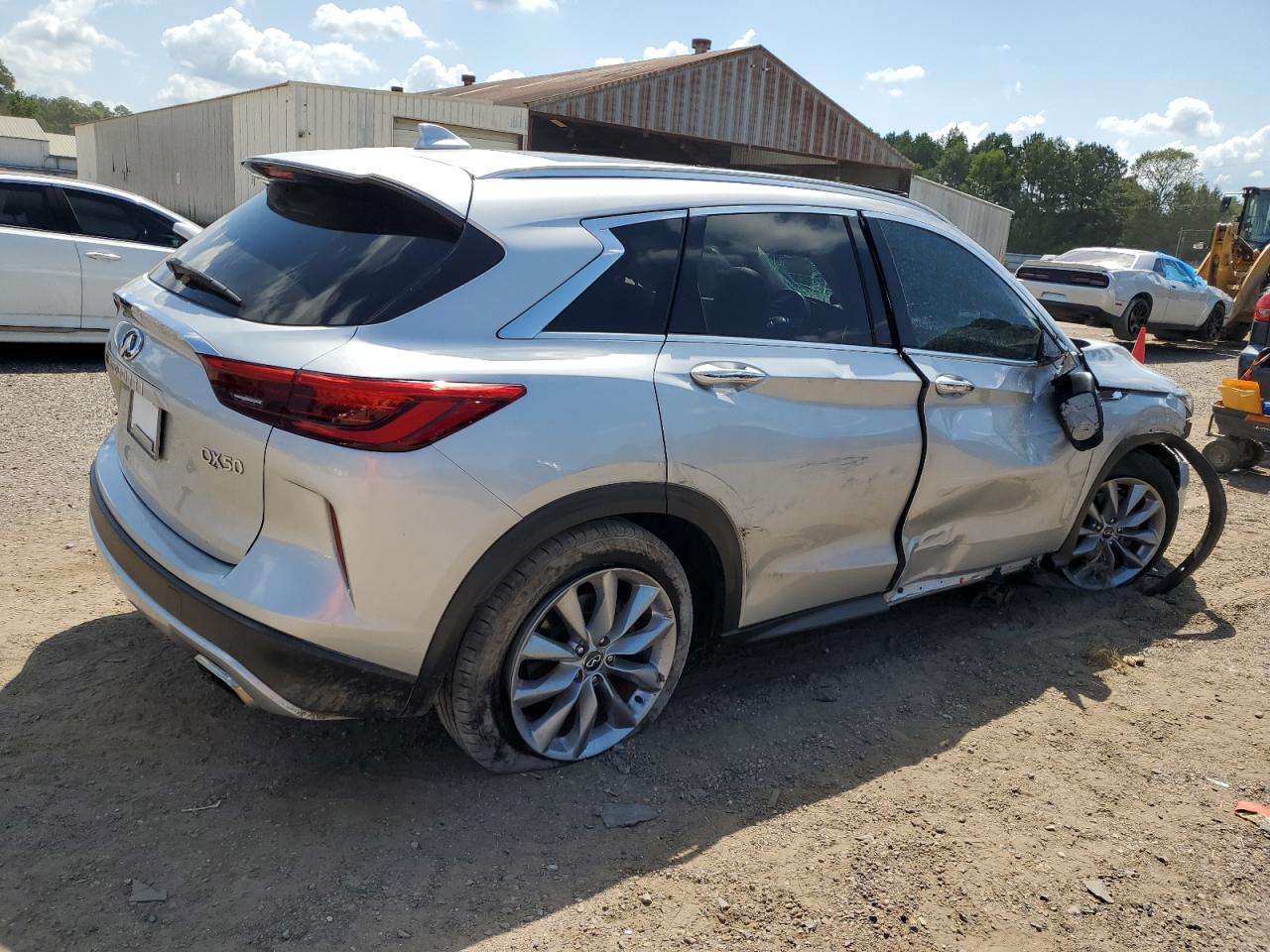 Image 3 of 2019 INFINITI QX50 ESSENTIAL 2019 with VIN 3PCAJ5M18KF135782