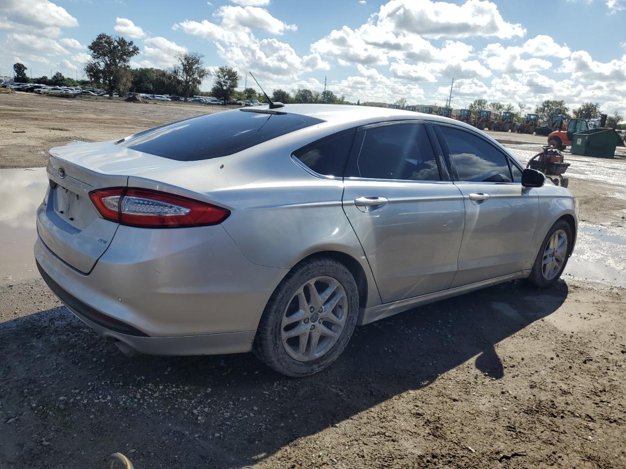 Image 3 of 2016 FORD FUSION SE 2016 with VIN 3FA6P0H75GR254813