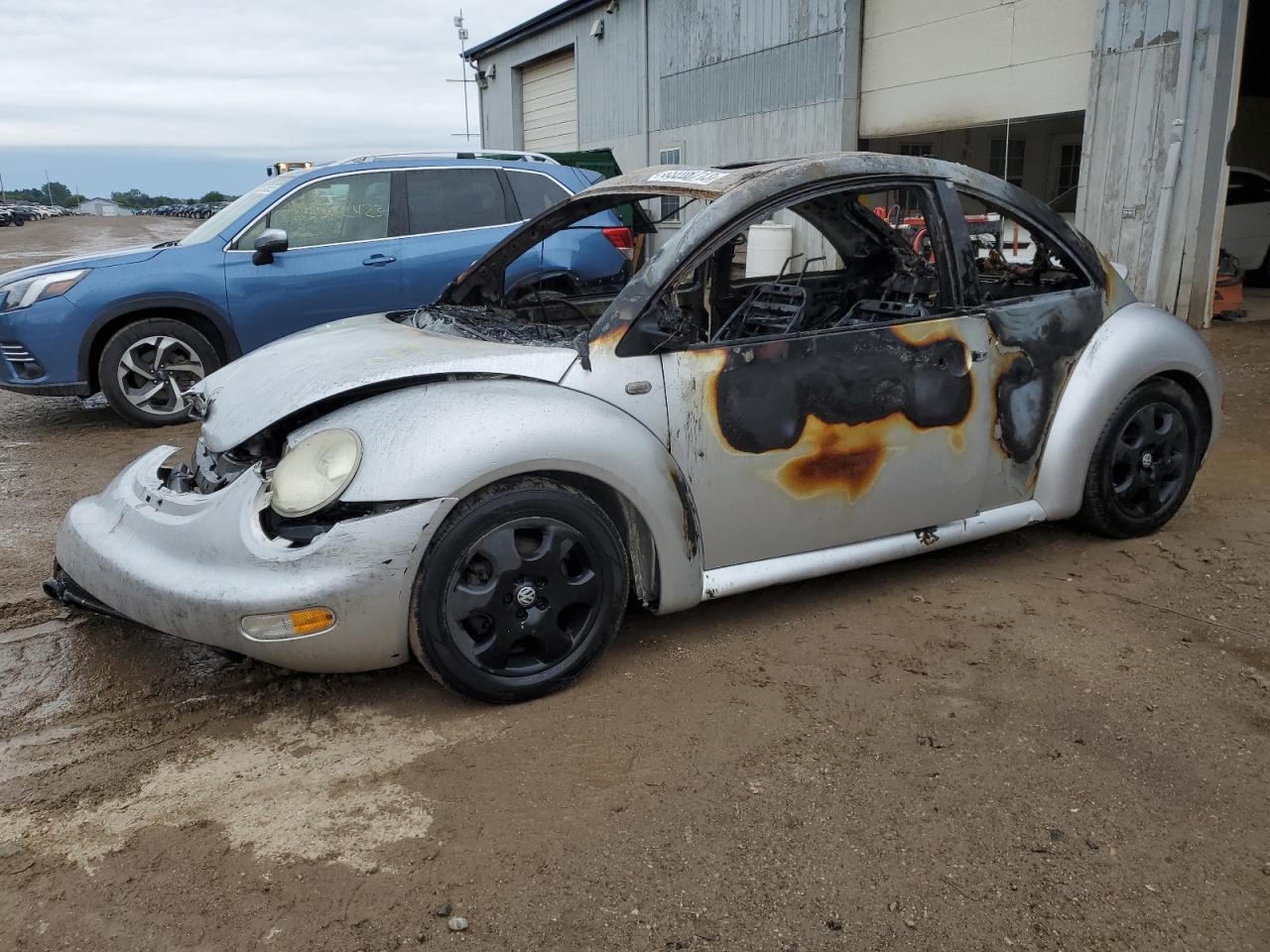 Image 1 of 1999 VOLKSWAGEN NEW BEETLE GLS 1999 with VIN 3VWCD21C0XM448118