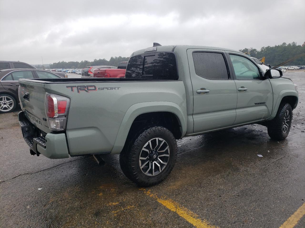 Obraz 3 z 2022 TOYOTA TACOMA DOUBLE CAB 2022 z VIN 3TMAZ5CN7NM173999