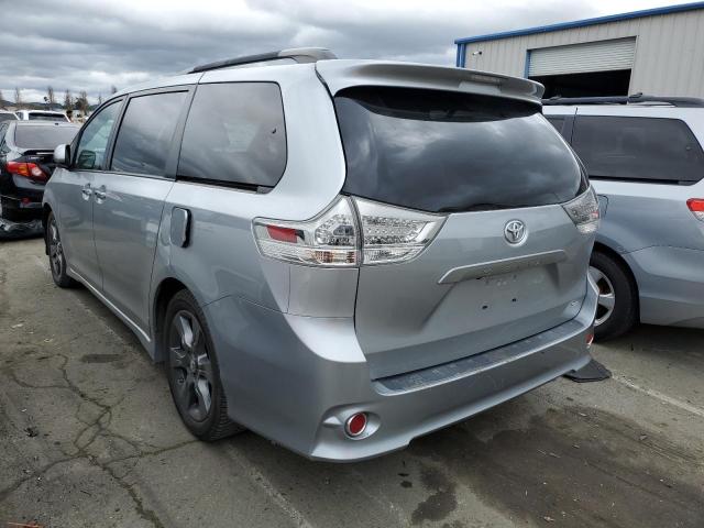 Изображение 2 2016 TOYOTA SIENNA SE 2016 с VIN 5TDXK3DC3GS747789