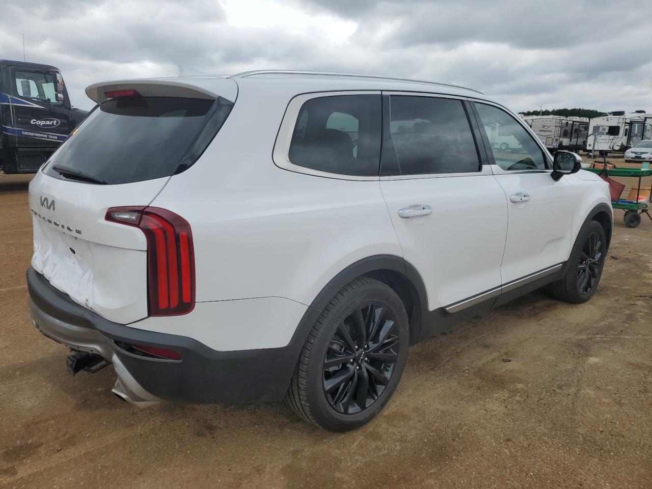 Image 3 of 2022 KIA TELLURIDE SX 2022 with VIN 5XYP54HC0NG234470